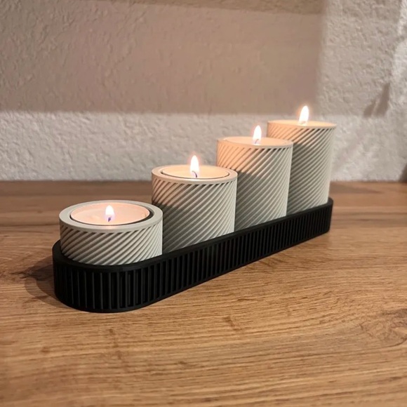 3D Printed Elegant White Candle Set with Holder. 🕯️ - Picture 3 of 6